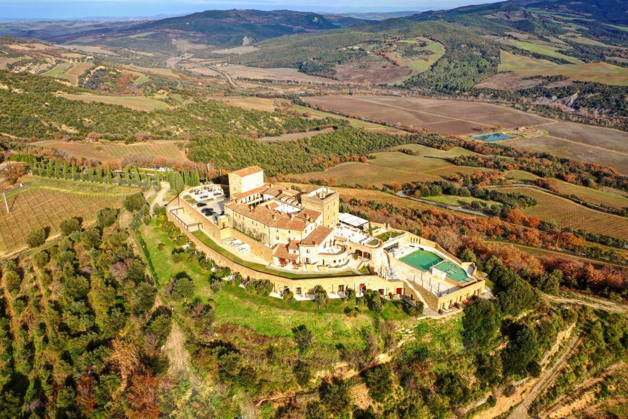 Castello Di Velona Resort, Thermal Spa & Winery Montalcino Exterior photo